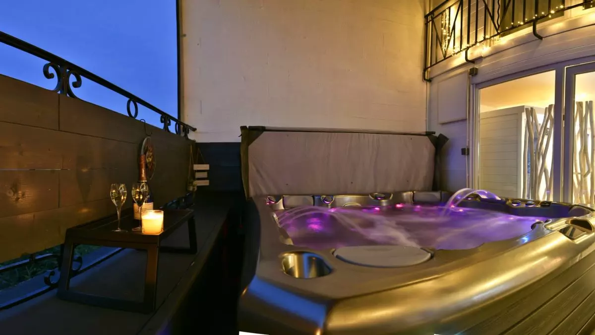 Le LOFT MoonLOVE