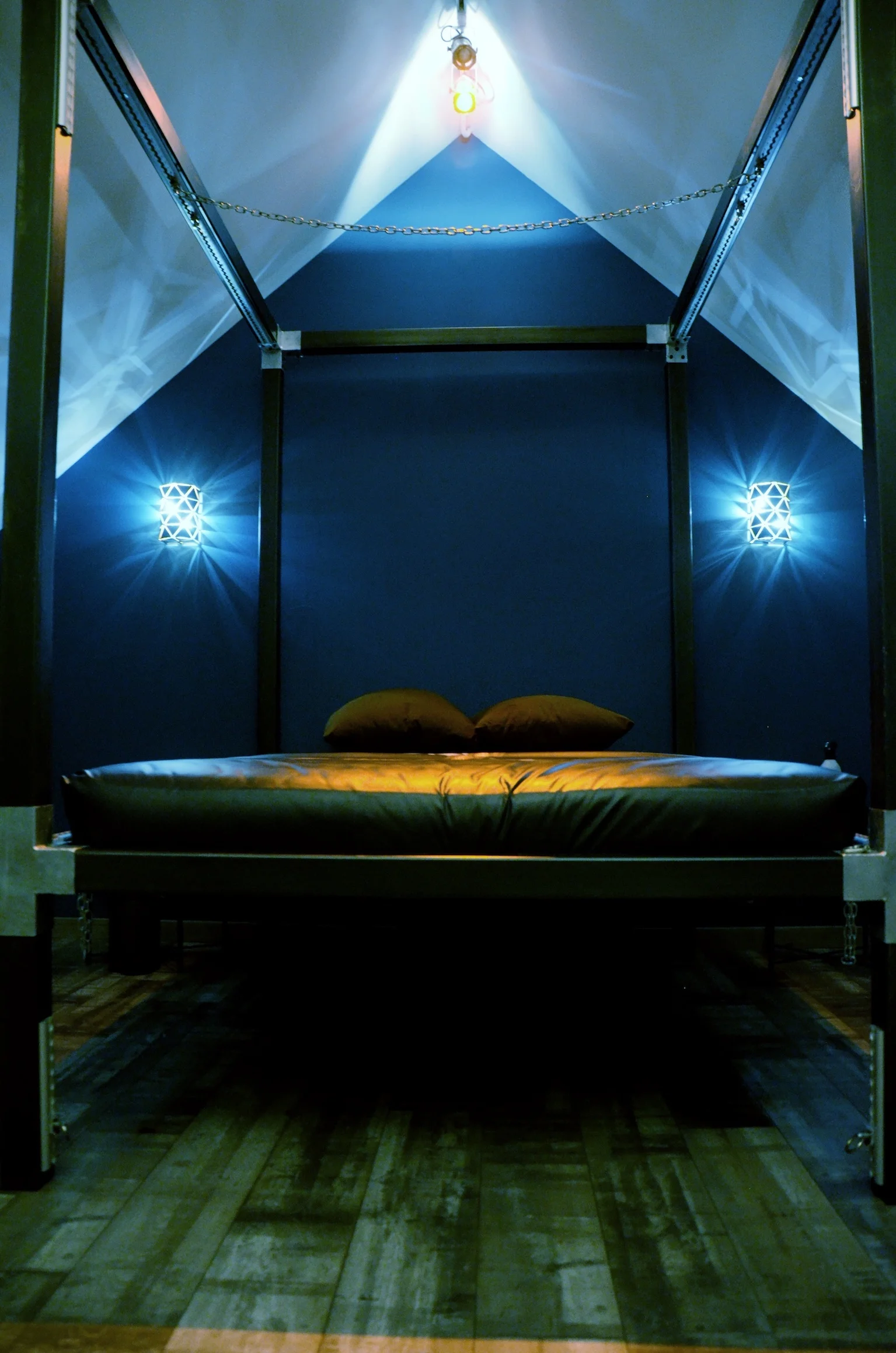 Chambre d’hôte BDSM – Atelier des 2L