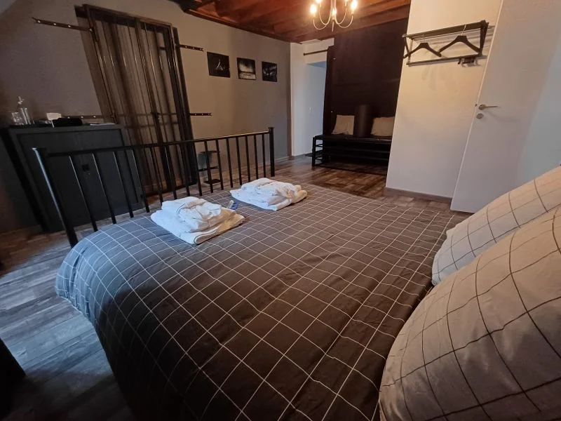 Chambre d’hôte BDSM – Atelier des 2L
