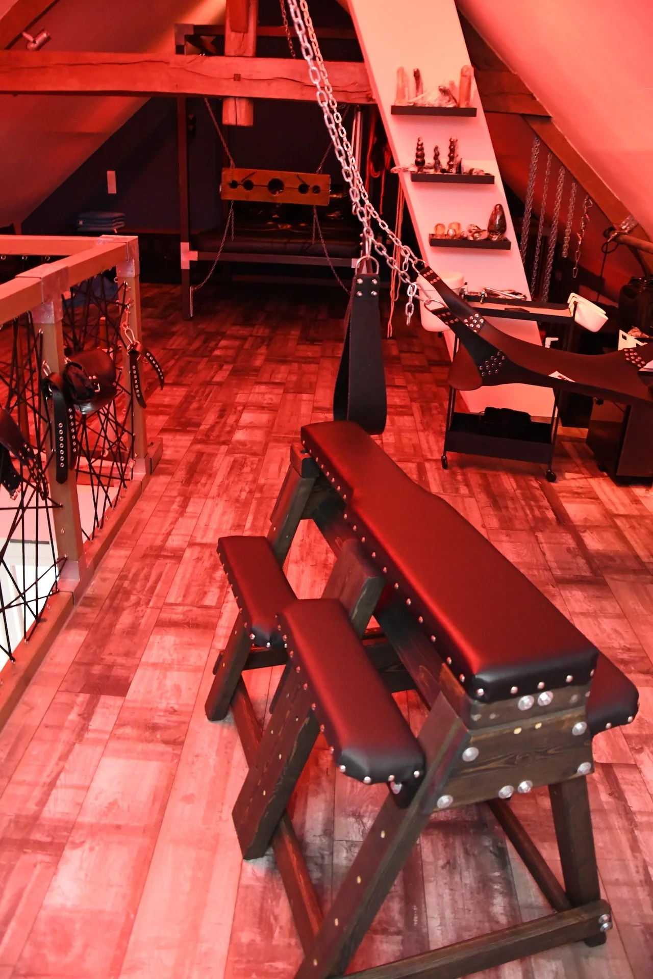 Chambre d’hôte BDSM – Atelier des 2L