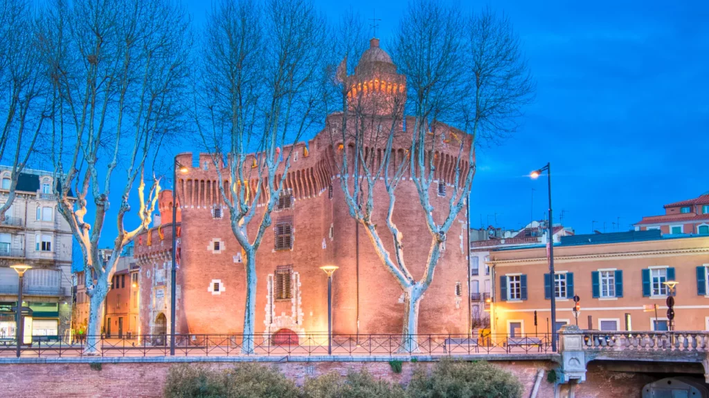 Réservez votre Love Room à Perpignan : Top des Escapades Romantiques