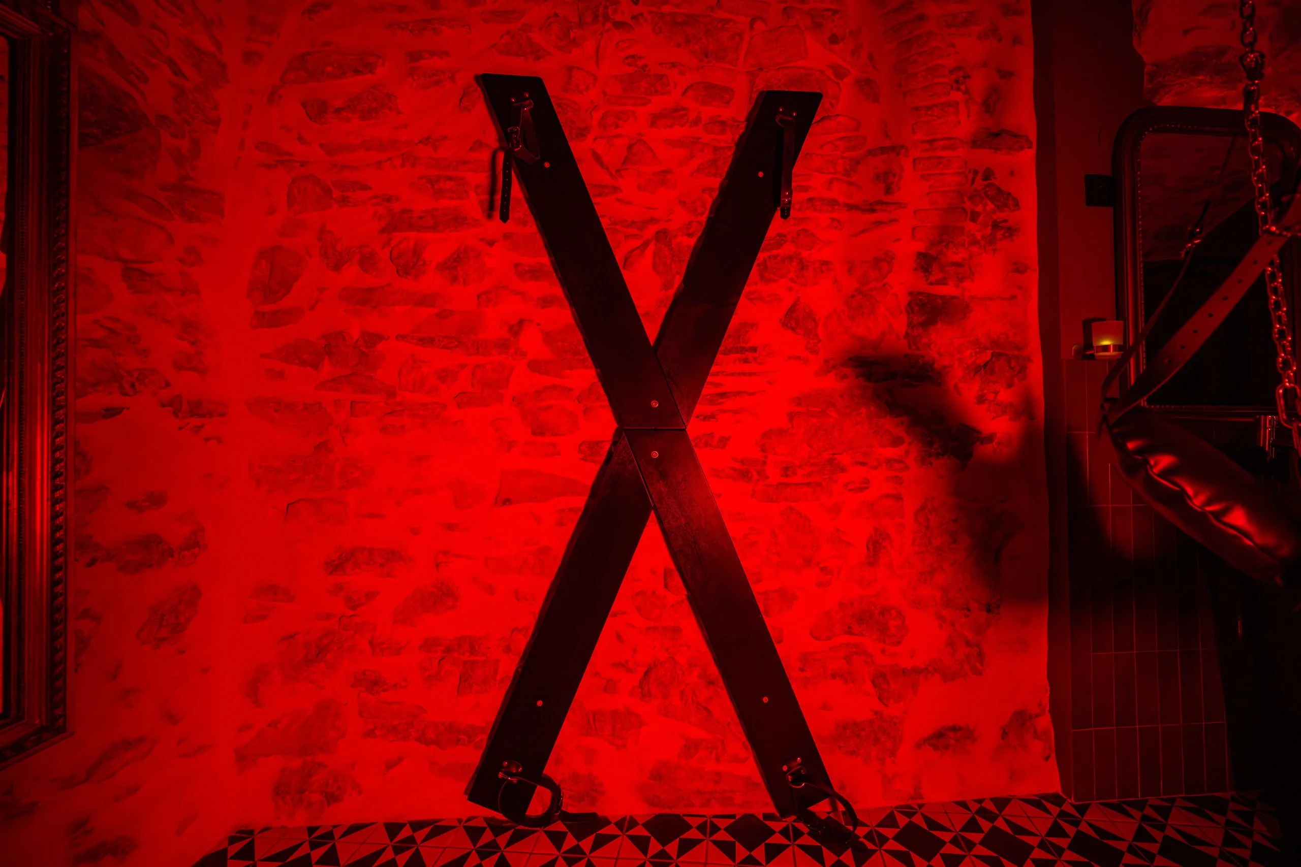 Love Room BDSM - Dominia Secret - La Ciotat