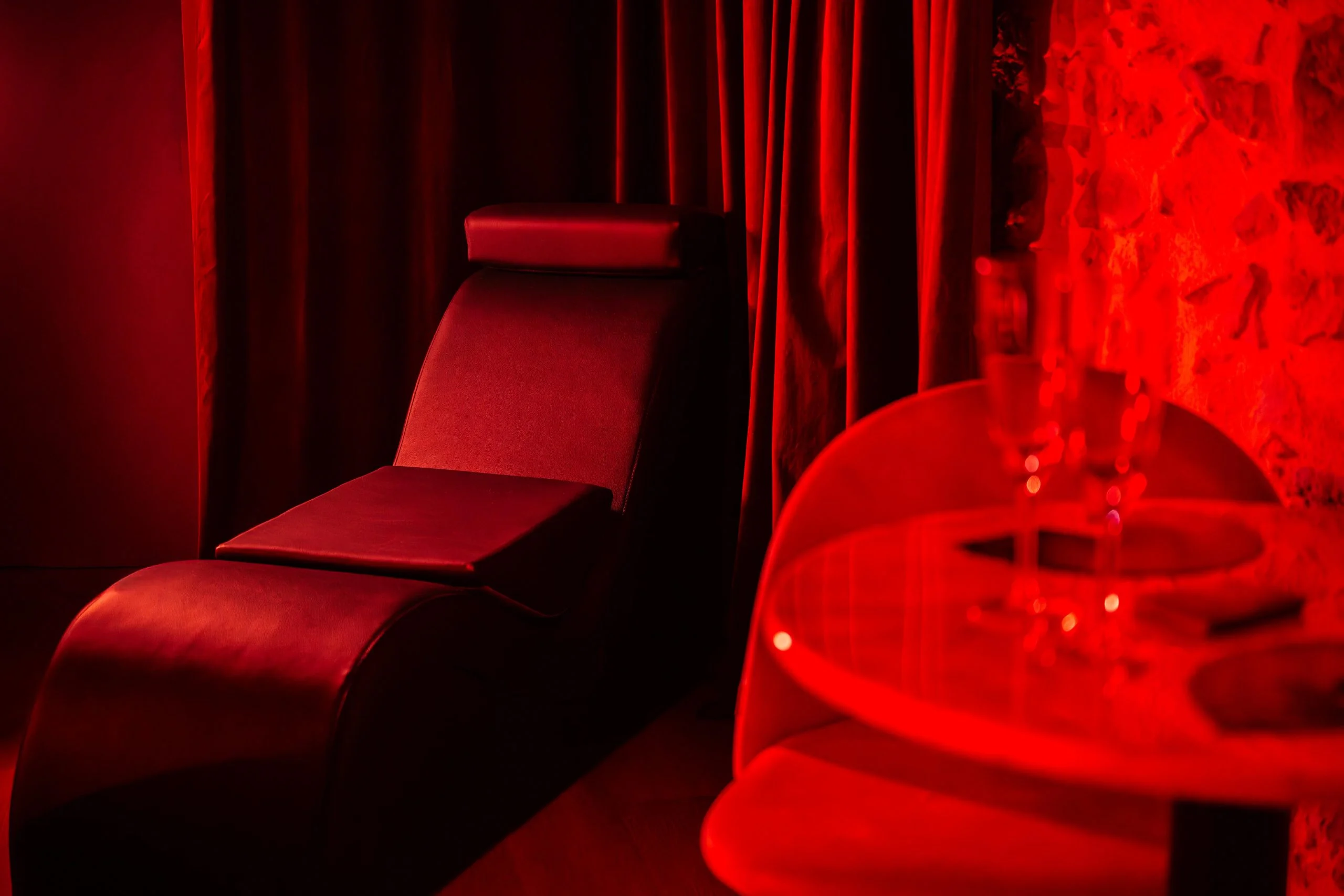 Love Room BDSM - Dominia Secret - La Ciotat