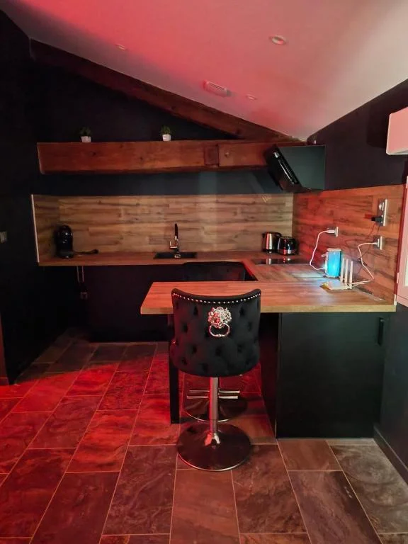 La Parenthèse Love Room: Séjour Romantique Inoubliable