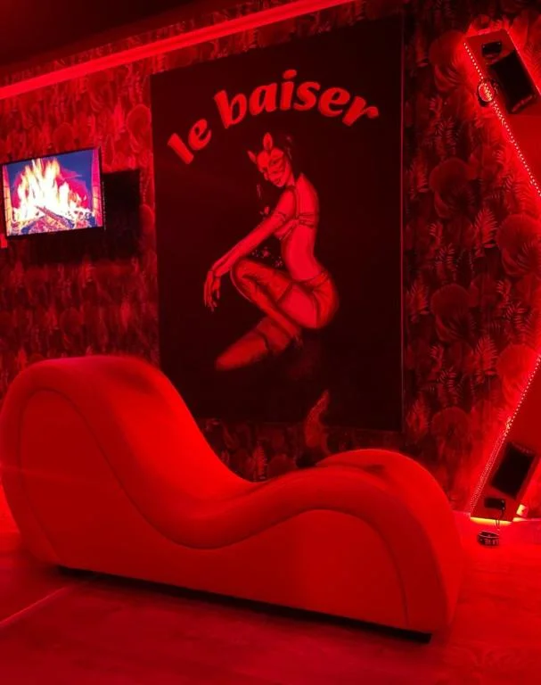 Le Baiser 2: Love Room du Plaisir Interdit