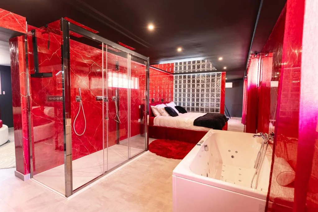 L'Interdit: Confort et Sensualité
