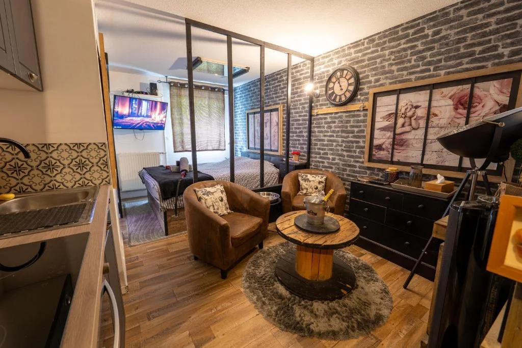 50 Nuances de Bonheur - Love Room spa Rouen