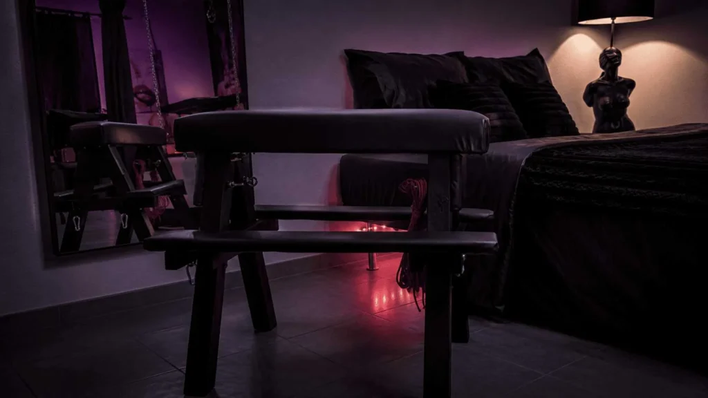 L'Atelier Kuroi – Love Room Bdsm Alsace