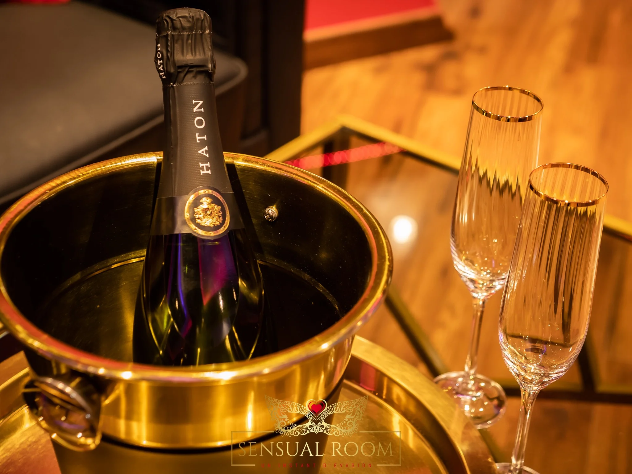 Sensual Room & SPA avec jacuzzi, hammam et terrasse privée