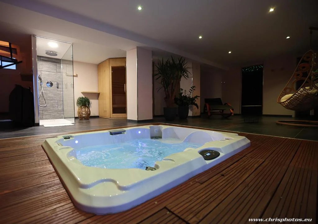 Ds Plaisir Love Room avec sauna, jacuzzi à Nancy