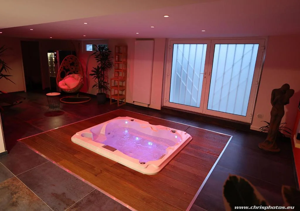 Ds Plaisir Love Room avec sauna, jacuzzi à Nancy