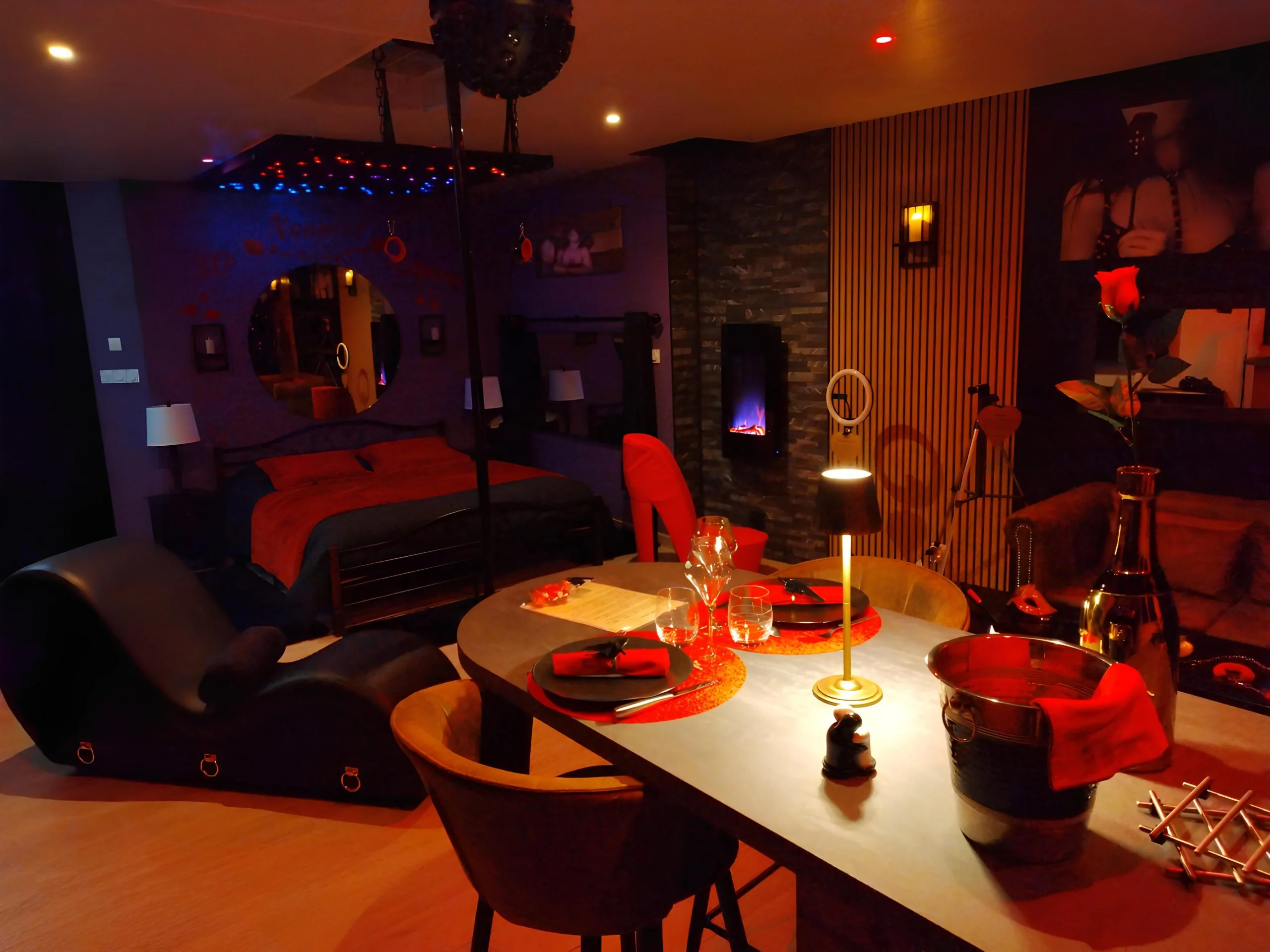 Love-Room, Gîte 4 étoiles, 50 Nuances Romantiques