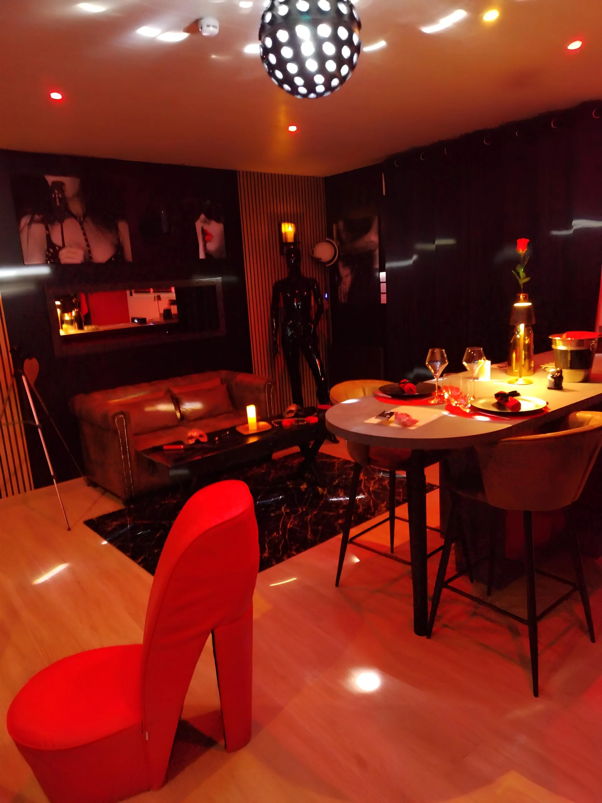 Love-Room, Gîte 4 étoiles, 50 Nuances Romantiques