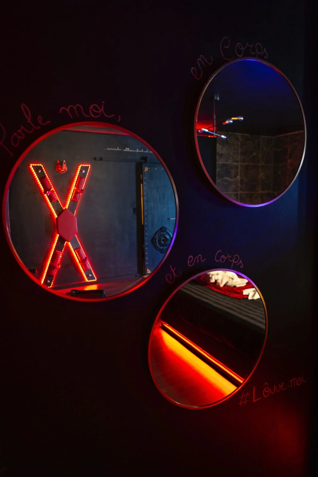 Lôuve-Moi Love Room & Spa