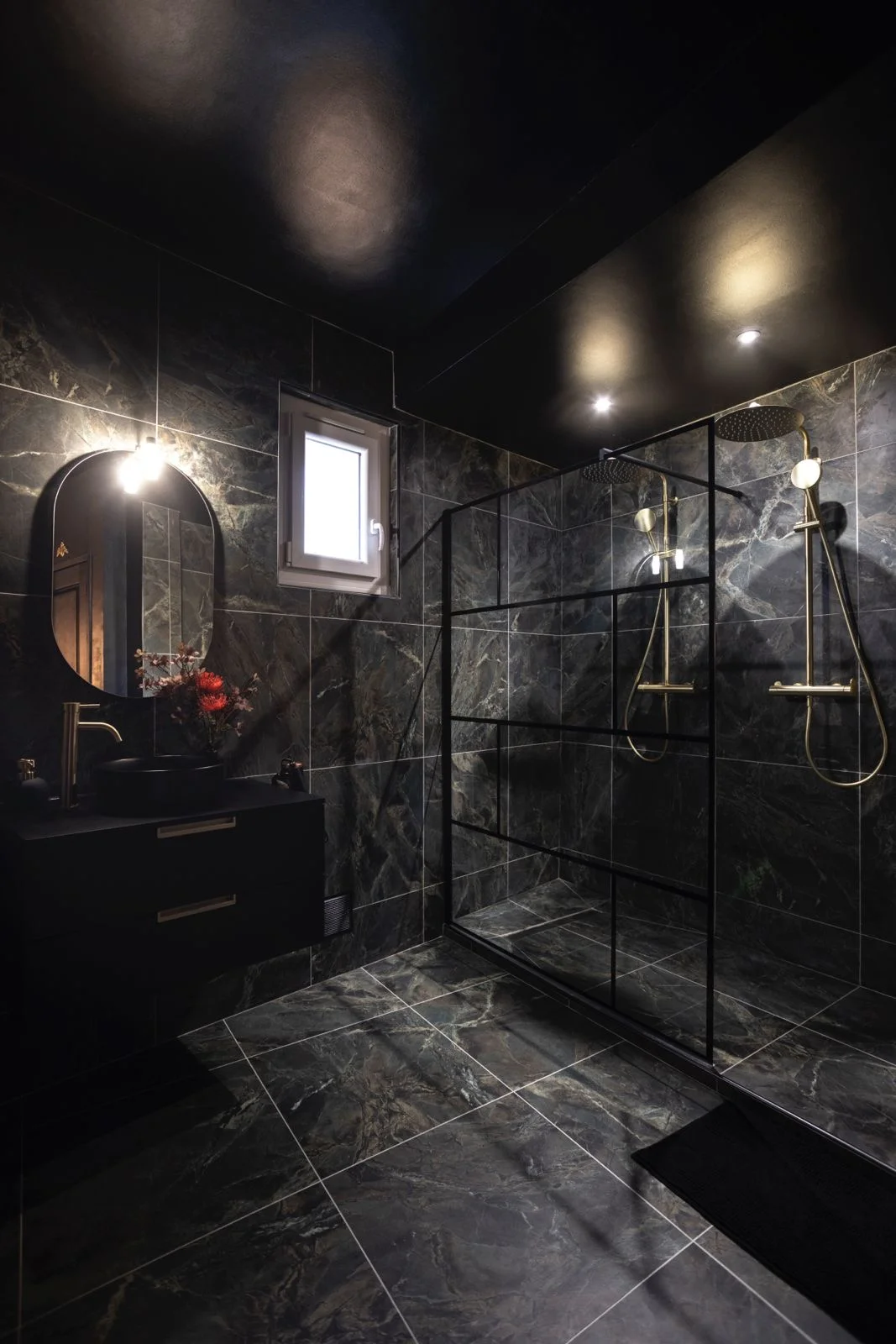 Lôuve-Moi Love Room & Spa