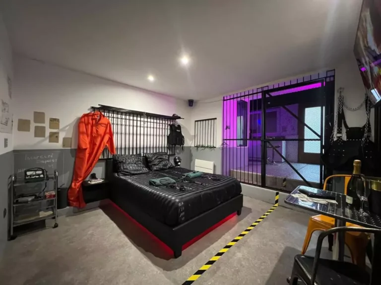 50 nuances de gris - Nuit en Prison, photo 2