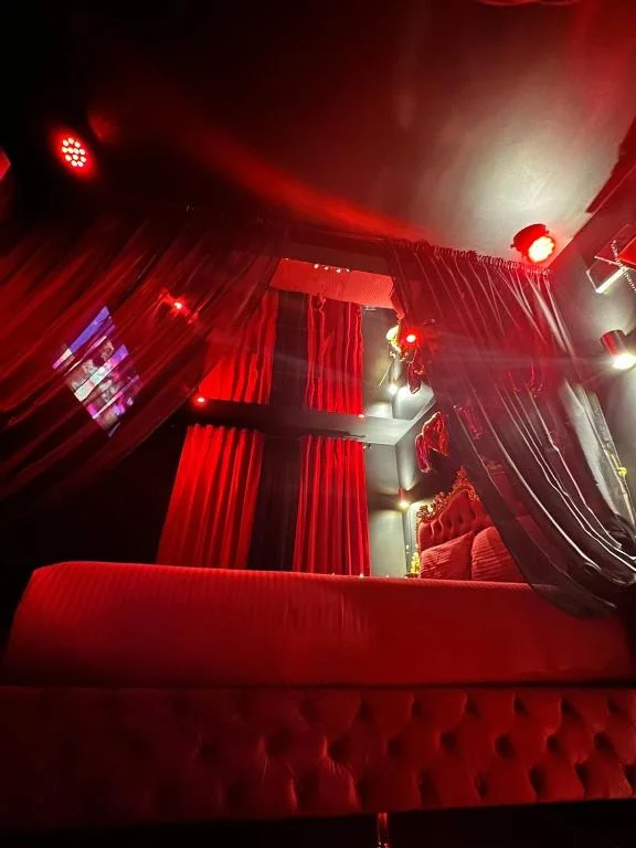 SWEET DREAMS – Love Room & Spa | Séjour Romantique et Détente