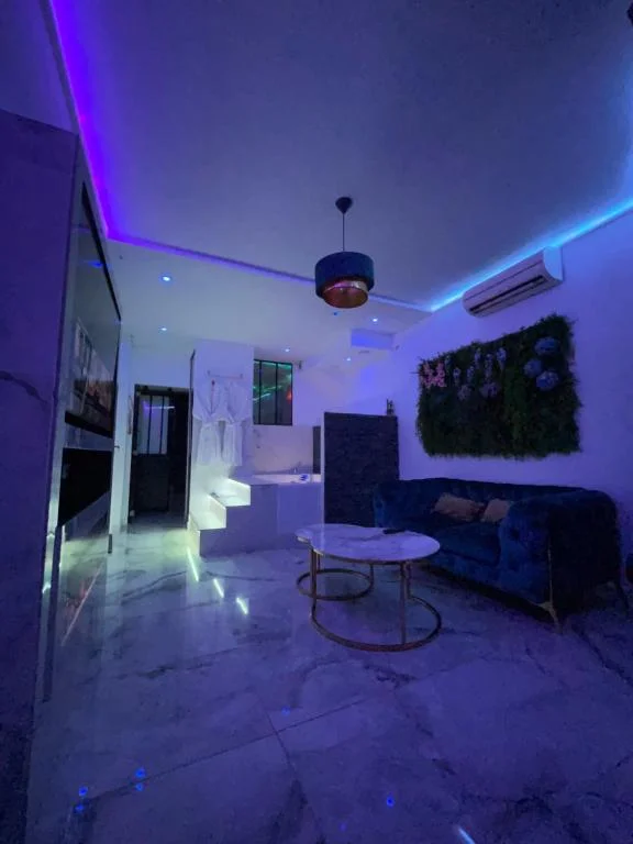 Le BLUE