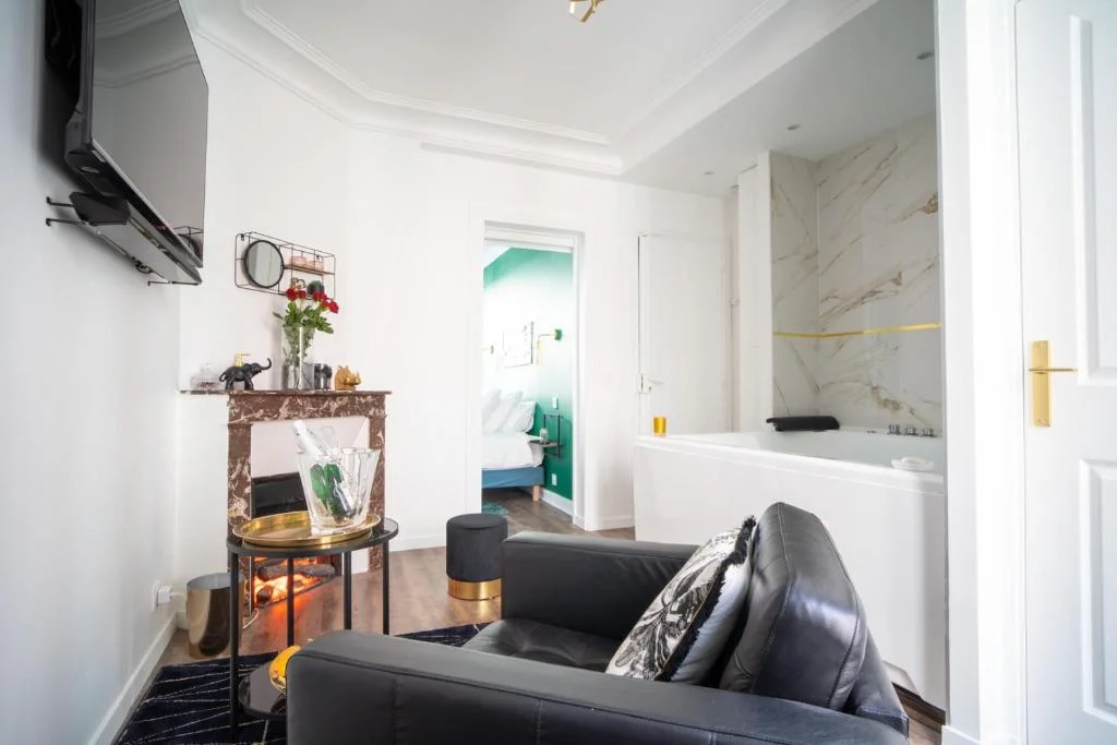 Suite L'éclipse Paris