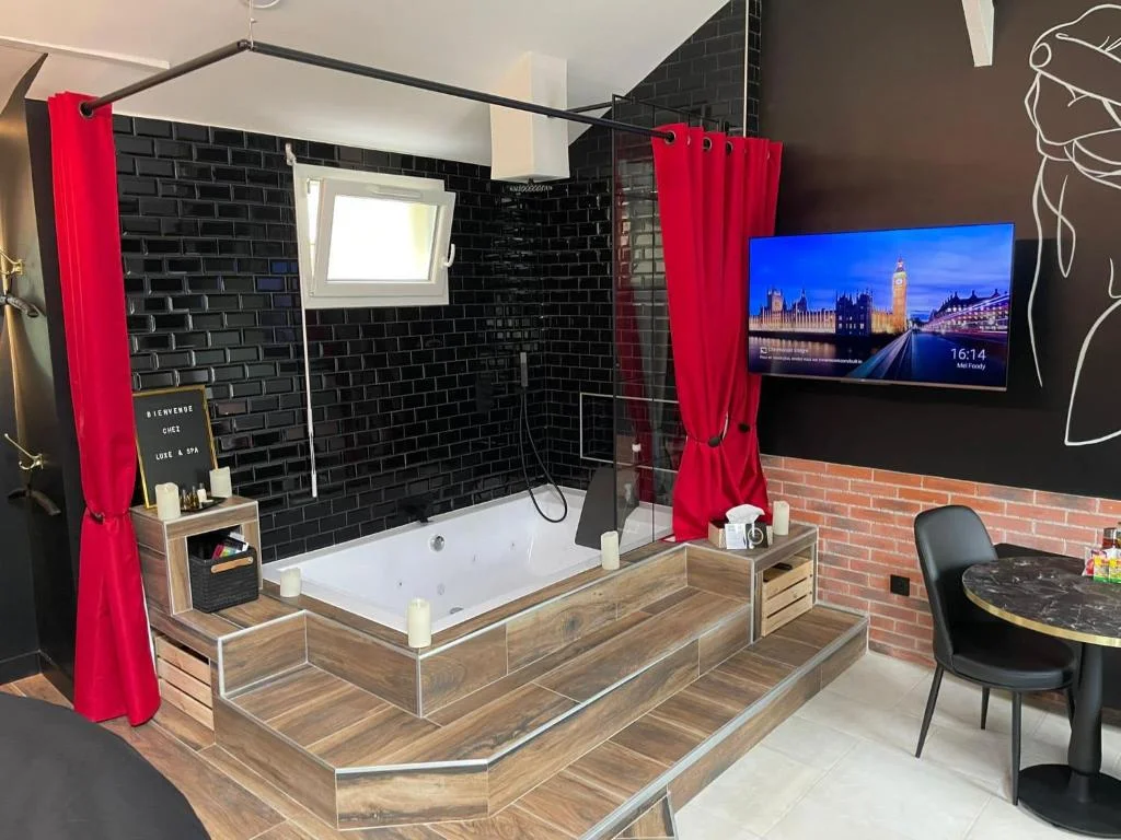 Luxe and Spa