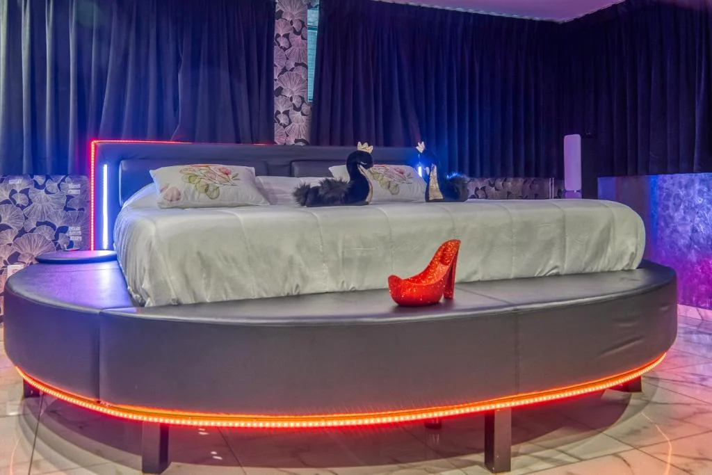 Love Room Attitude