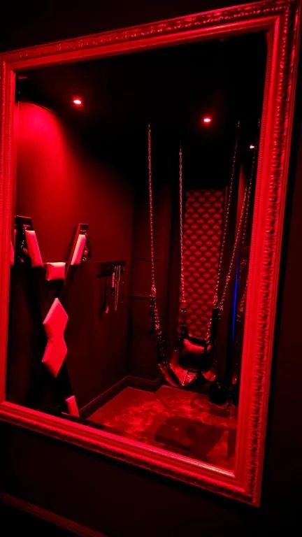 Ô Plaisirs Interdits