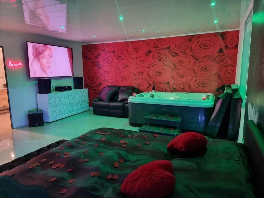 Love Room Jacuzzi