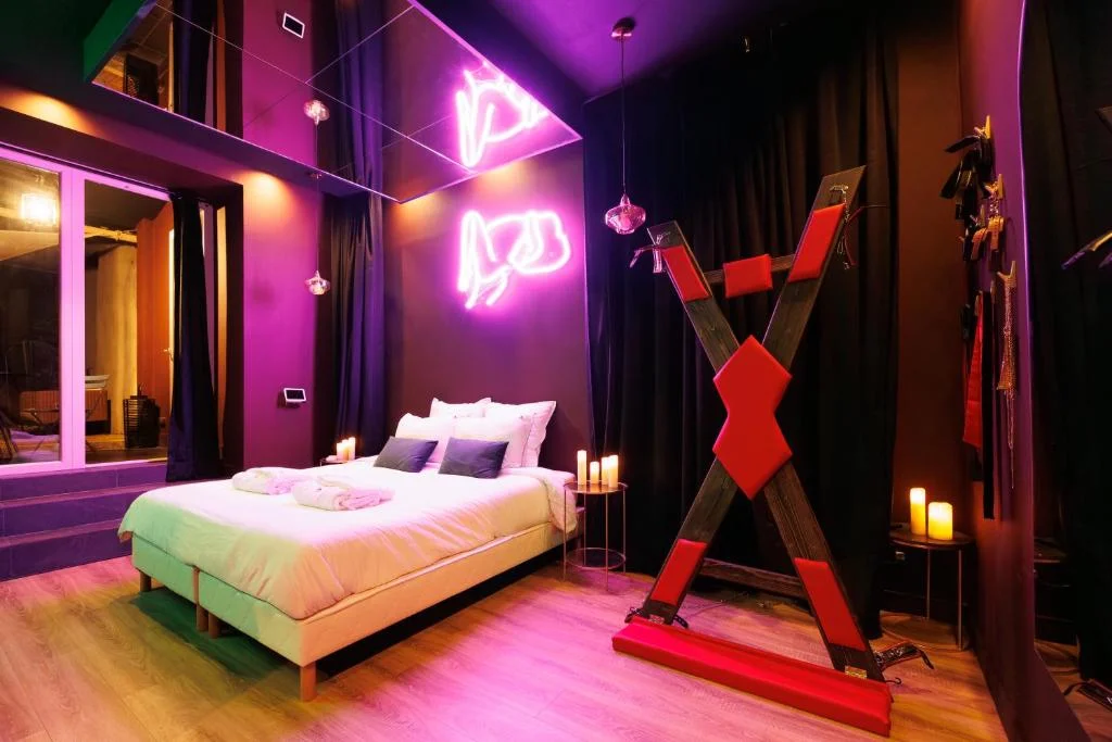 Love Room Aphrodisia | Hébergement romantique à Marseille
