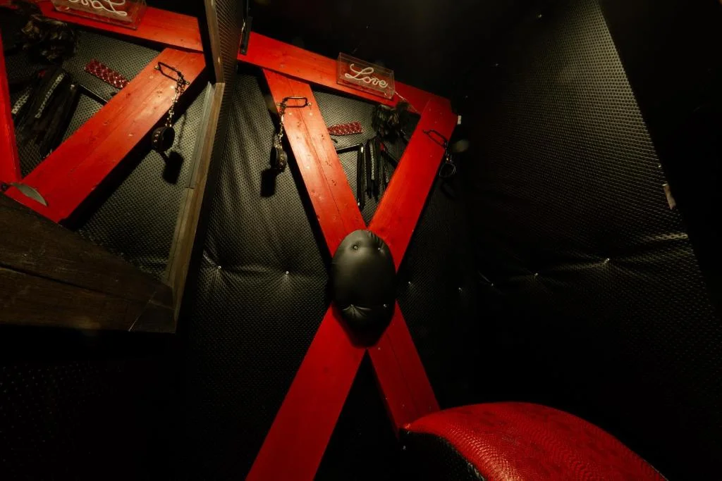50 Nuances de Bonheur - Love Room spa Rouen