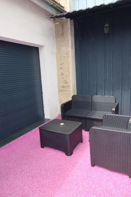 Spa Privé Luxe et Love Room – Proche Disney | Séjour Romantique