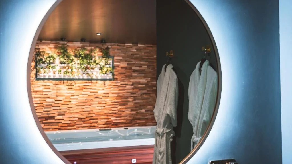 Le Secret de l'Elixir - Love gite avec Spa nage privatif et espace coquin