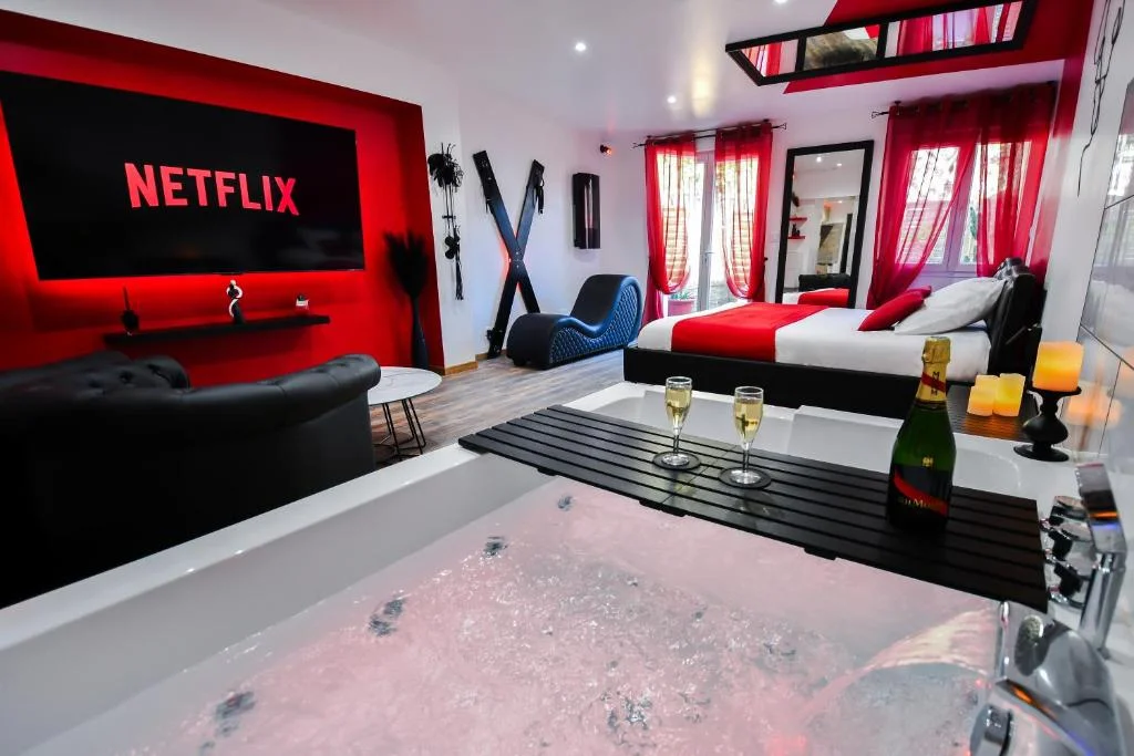 L'Arena - Love Room avec Jacuzzi