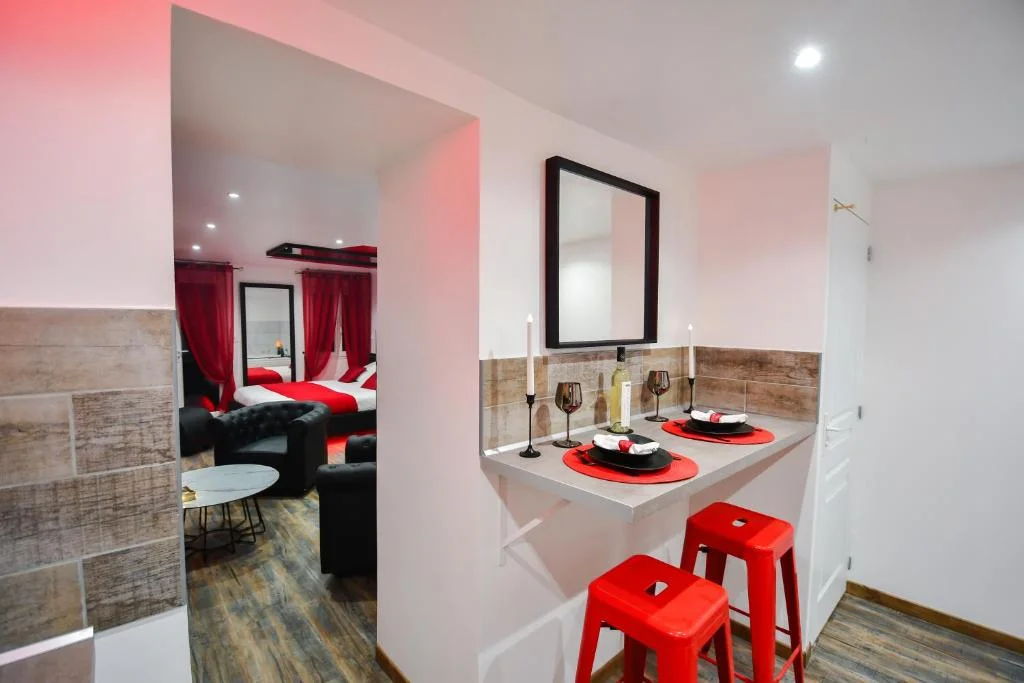 L'Arena - Love Room avec Jacuzzi