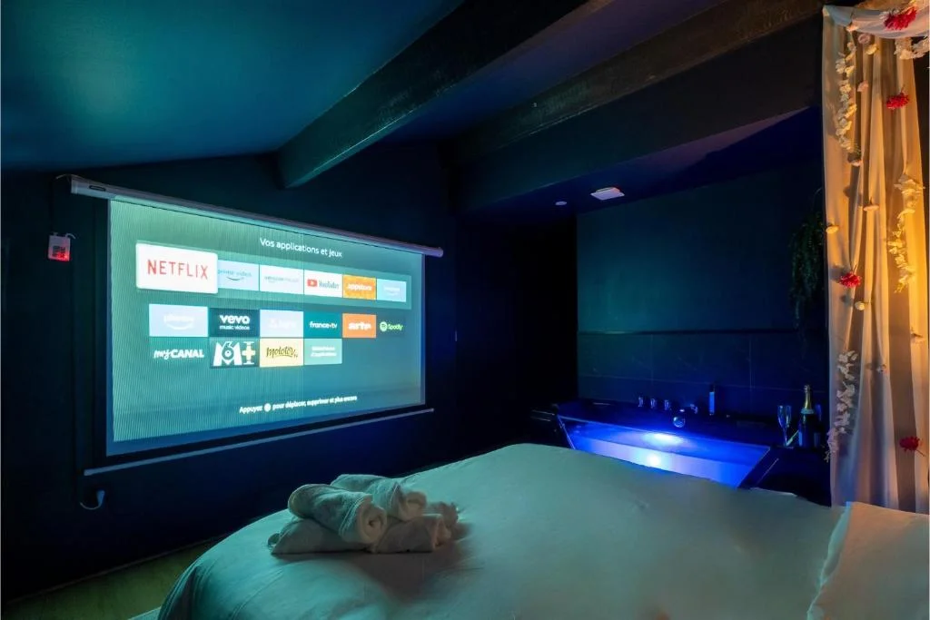 Le Boudoir Secret - Love Room avec Chambre Secrète