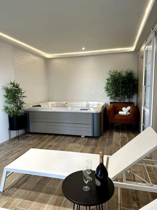 BDSM TanTra Love Room & SPA
