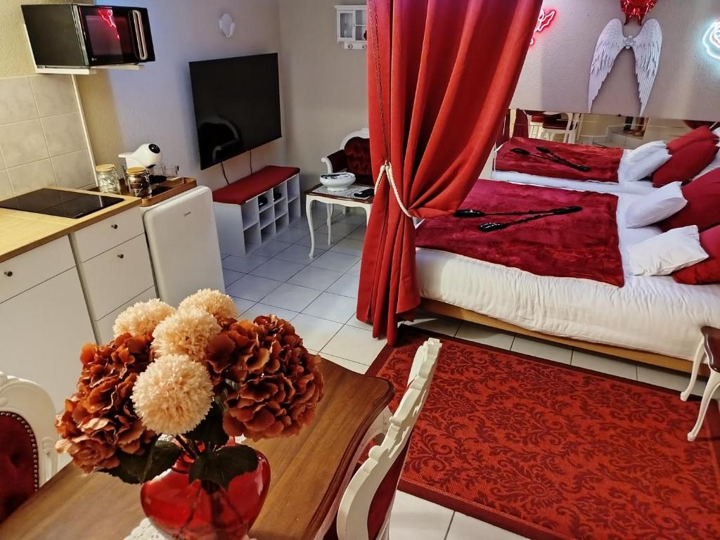 La Provocante Love Room 63