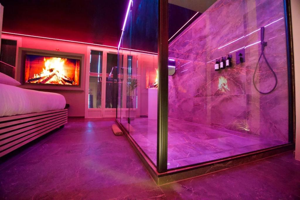 Mascarade suite and spa
