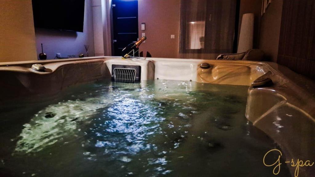 Love Room G-Spa private
