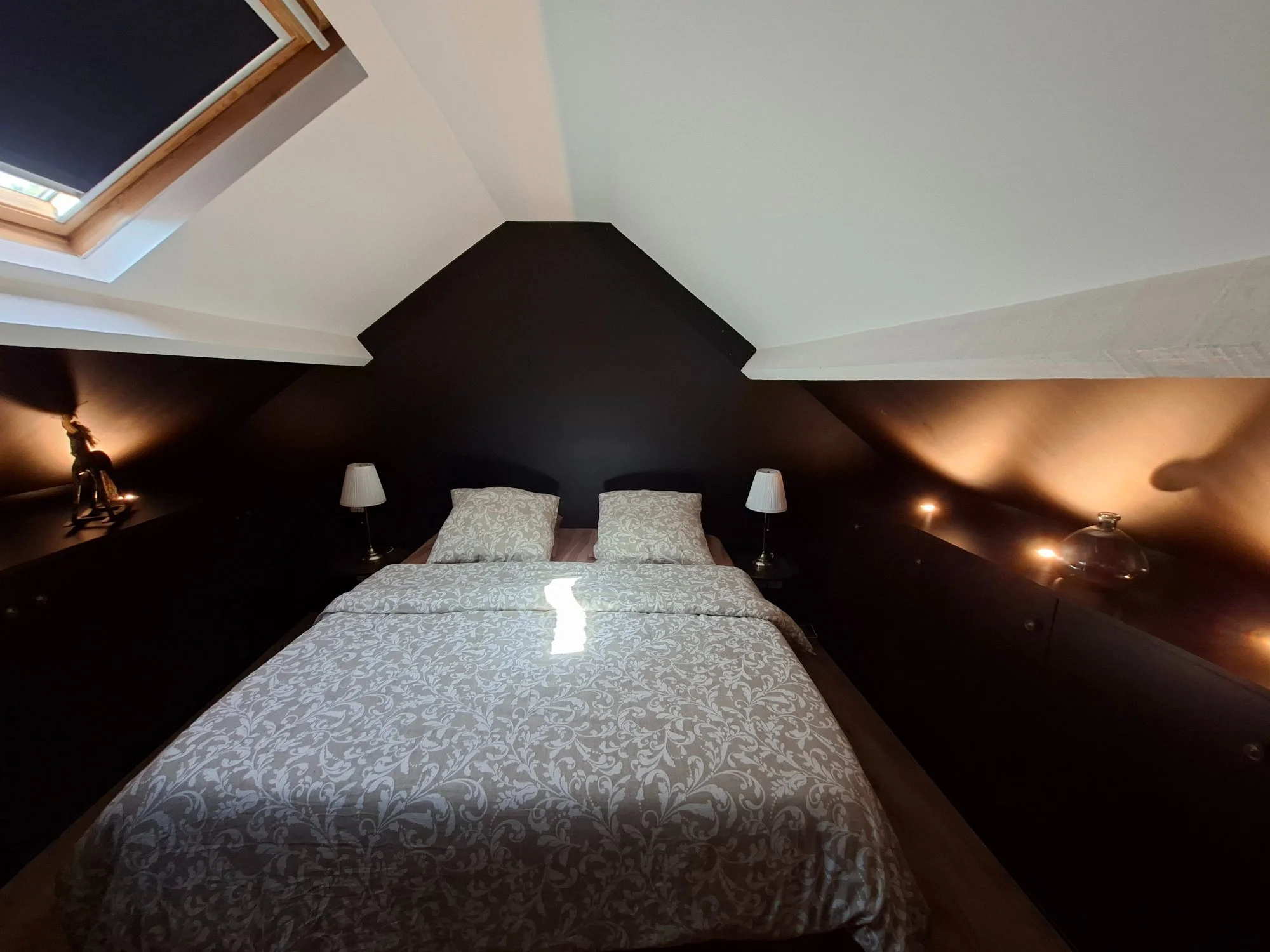 Love Room Sensation avec Jacuzzi et Sauna