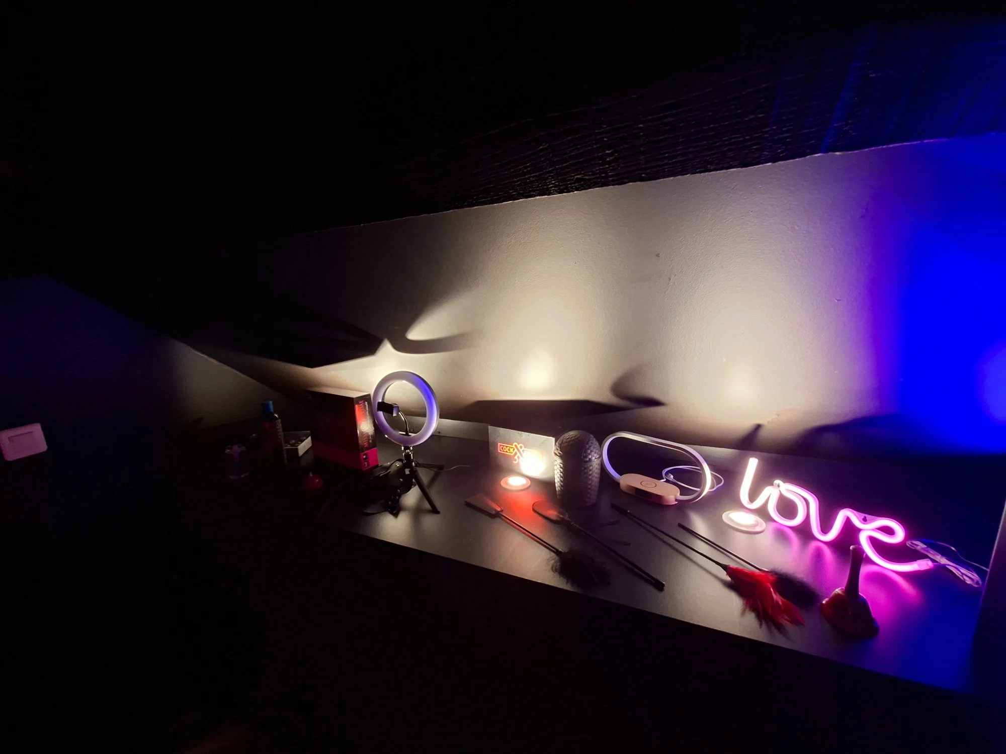 Love Room Sensation avec Jacuzzi et Sauna